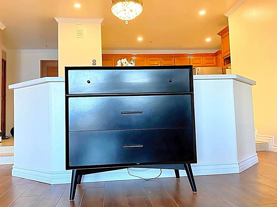 Hamilton Cove-Boho Chic Villa w/Golf Cart...No pets.