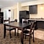 Holiday Inn and Suites Charleston West By IHG