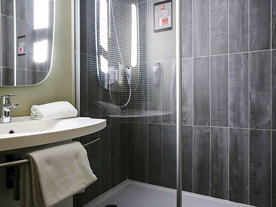 ibis Bourg Jasseron/Teyssonge