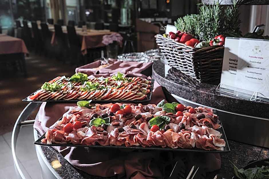 Grand Hotel Sava Superior