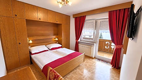 Quadruple Room with Balcony
