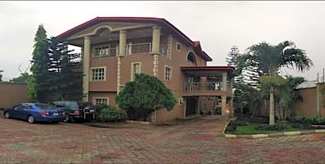 Porschester Apartment & Suite