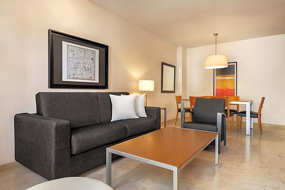 Ramada Hotel & Suites by Wyndham Costa del Sol Fuengirola