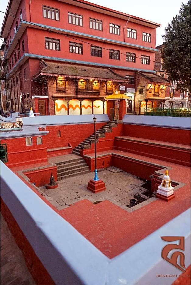 Hira Guest House