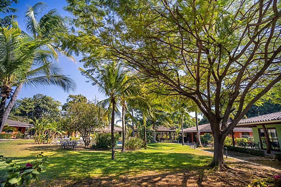 Hotel Bahia Esmeralda