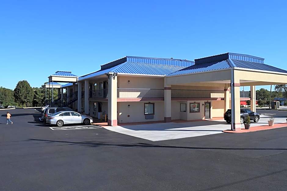 Royal Inn & Suites