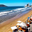 Costa de Oro Beach Hotel