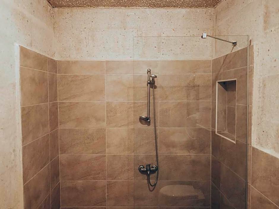 Cappadocia Eagle Cave Inn