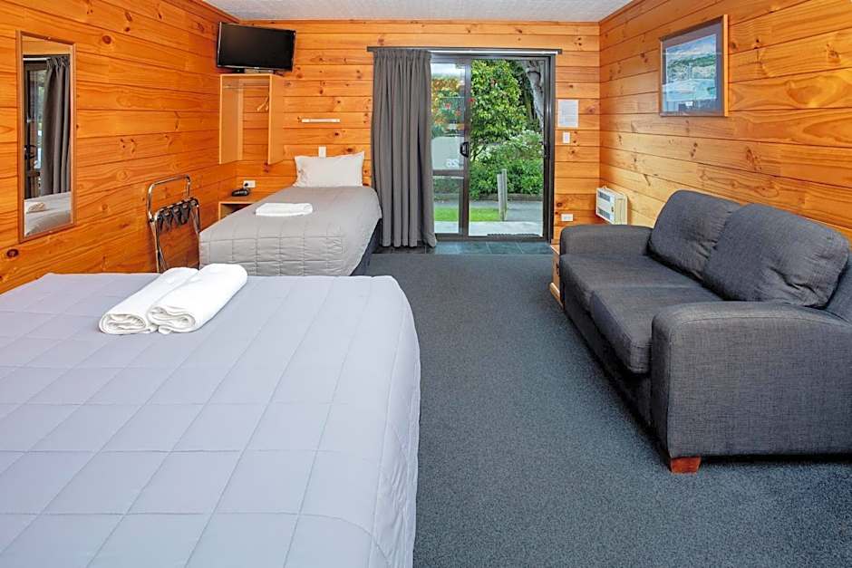Wellington TOP 10 Holiday Park