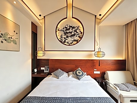 Family Twin Room