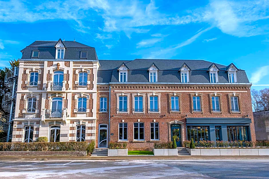 Mayrena Hotel Restaurant