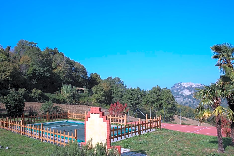 Casale Fontanile Bed and Breakfast