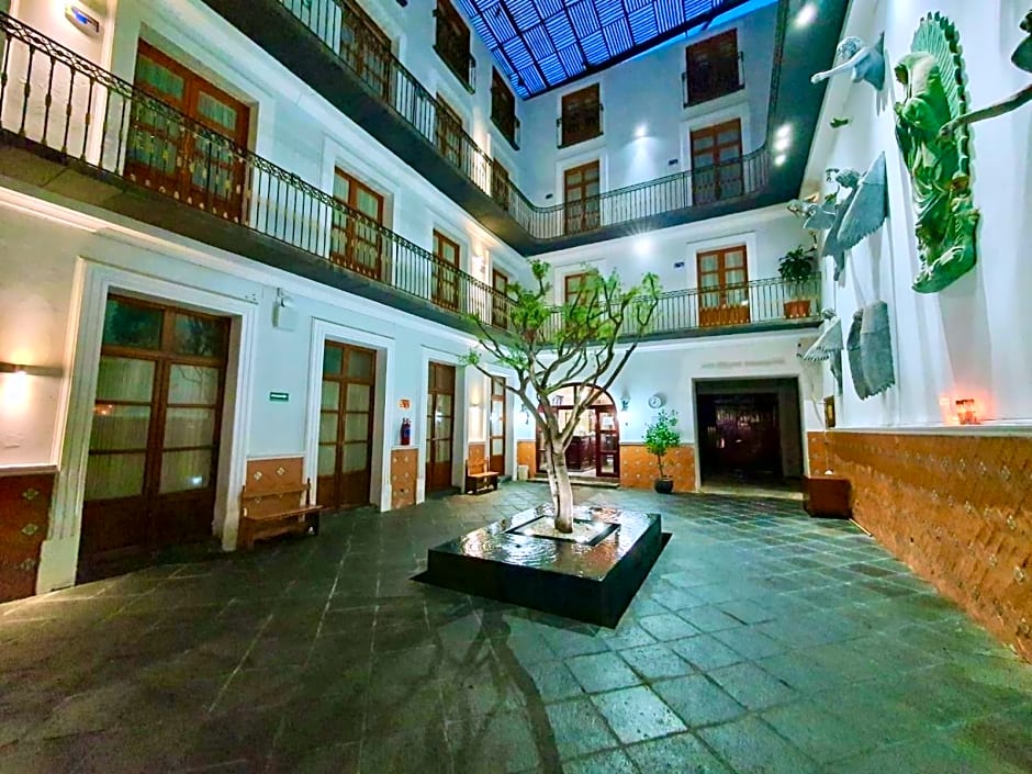 Hotel Puebla Plaza