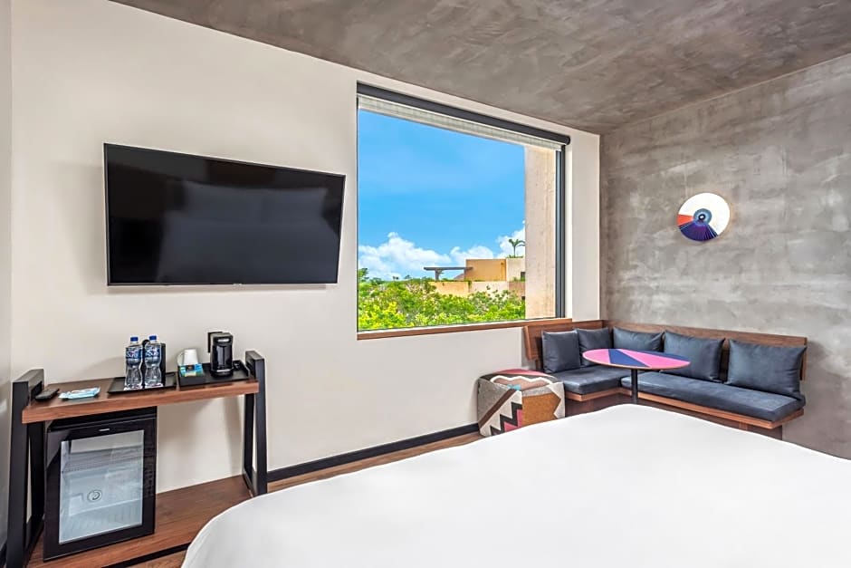 Aloft Tulum