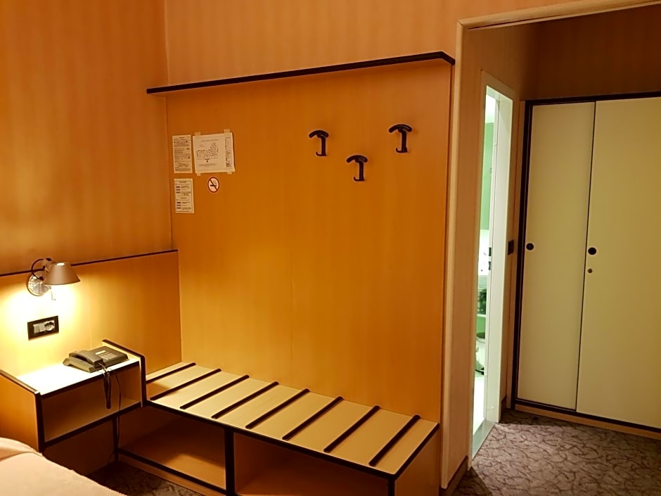 Hotel Ada