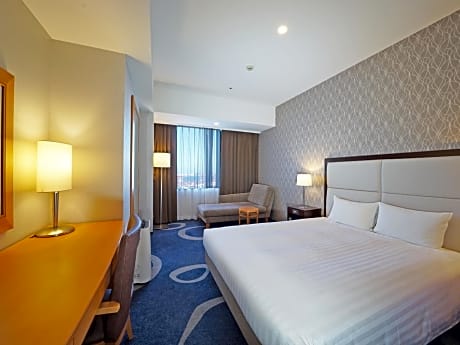Queen Room with Sea View