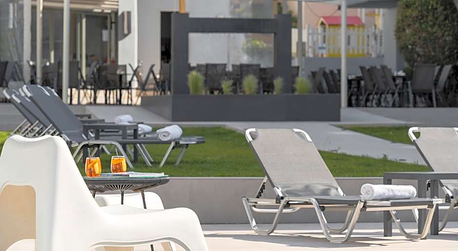 Sunrise Village Hotel - All Inclusive