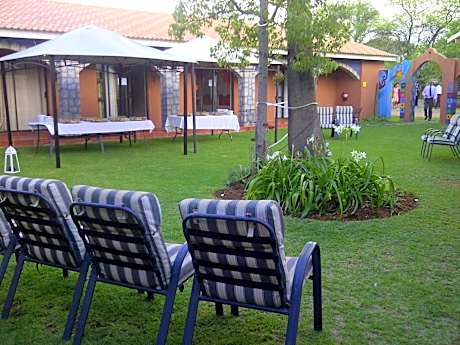 Villa Mexicana Guesthouse