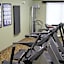 Expressway Suites Fargo
