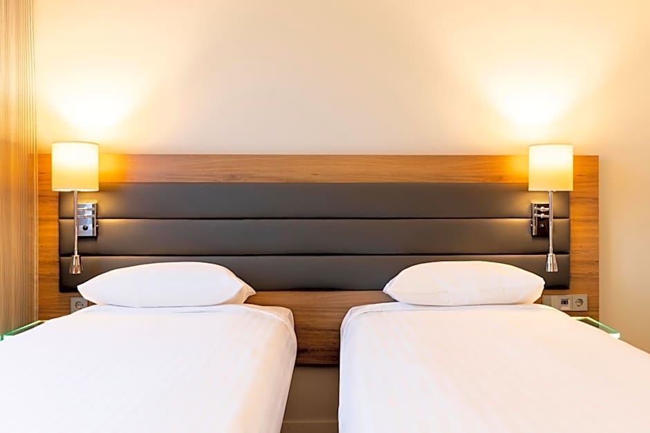 Moxy by Marriott London Stratford