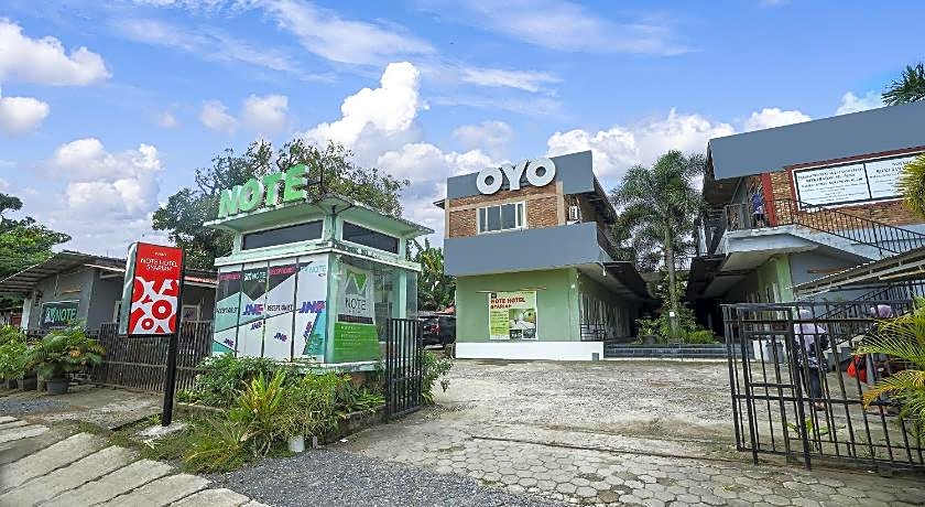 OYO Life 91027 Note Hotel Syariah