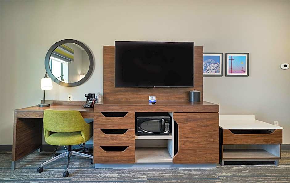 Hampton Inn & Suites Salinas