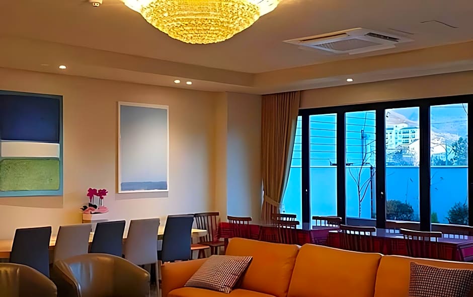 Jinhae Intercity Hotel