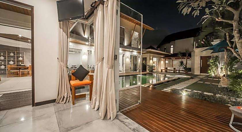 Villa DeDayuh Seminyak
