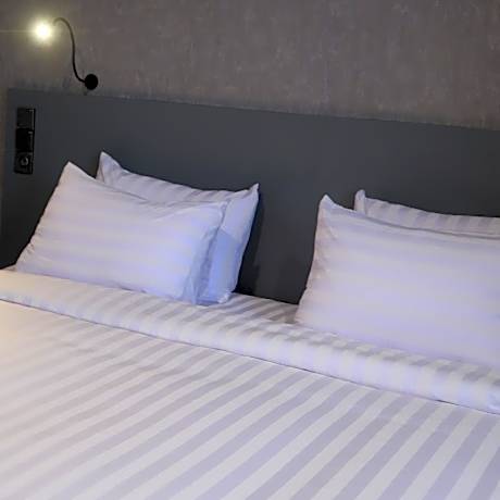 1 King Executive Non-Smoking