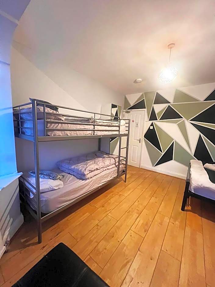 Old Trafford Guest House