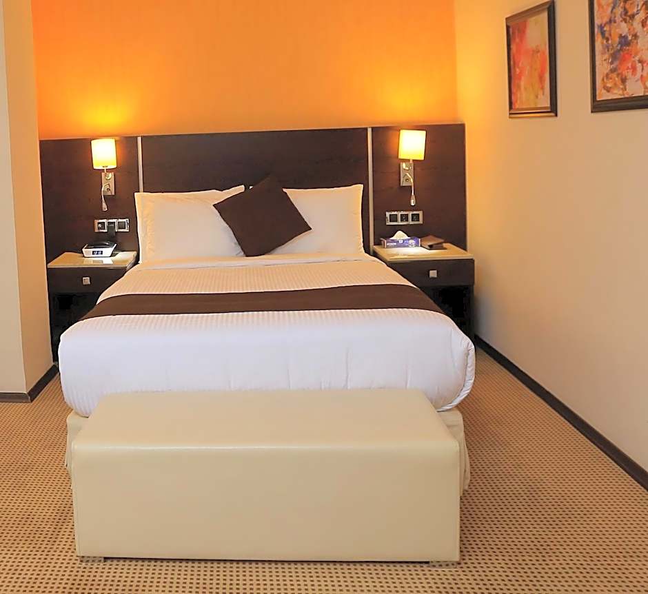 Cassiopeia Hotel