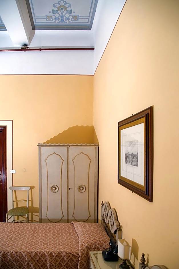 Royal Victoria Hotel