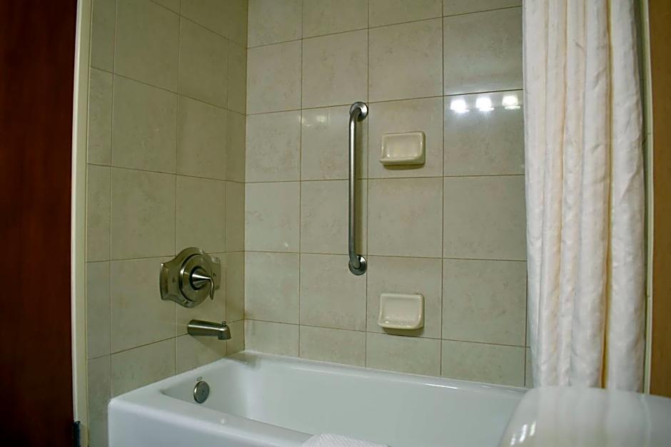 DoubleTree by Hilton Hotel Asheville - Biltmore