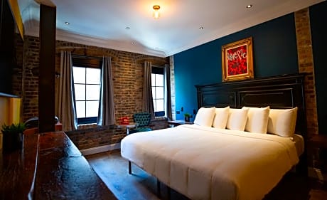 Premium King Room