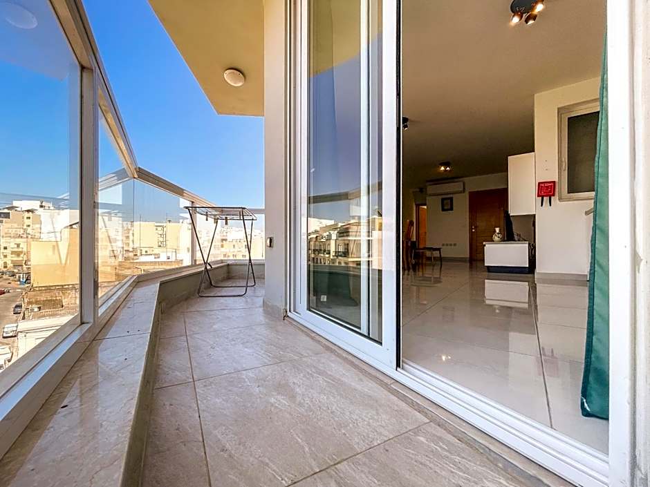 Msida Central Suites - EMMNIC Court