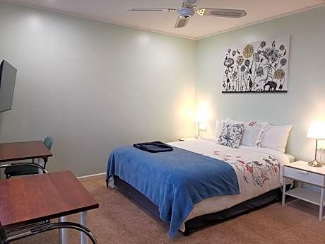 Two-Bedroom Suite