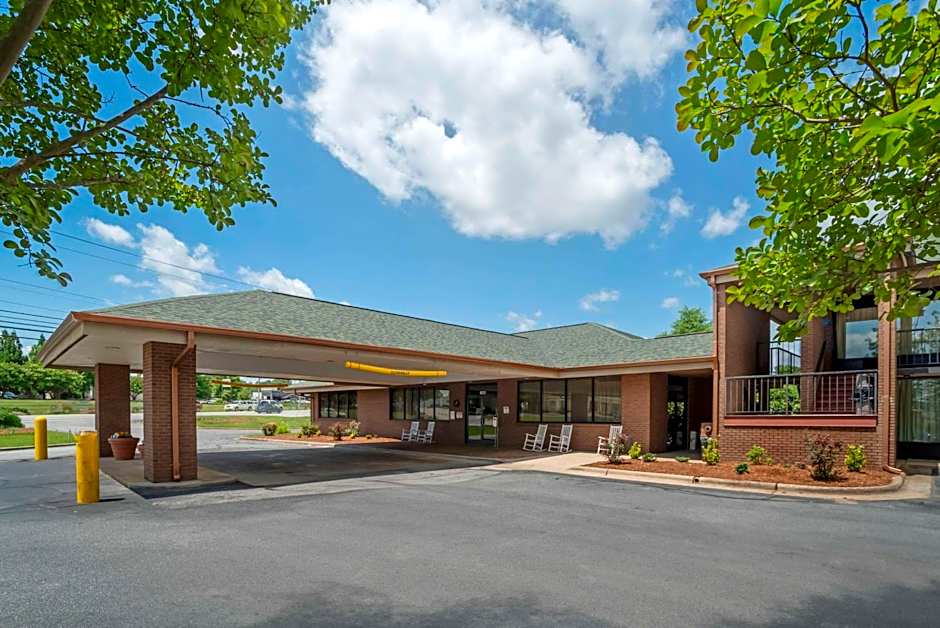 Quality Inn near Speedway