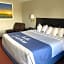 Days Inn & Suites by Wyndham Des Moines Airport