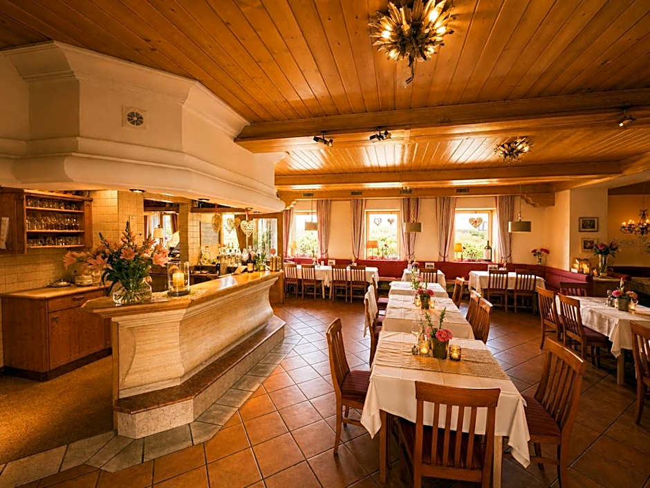 Mohnhotel - Bergwirt Schrammel