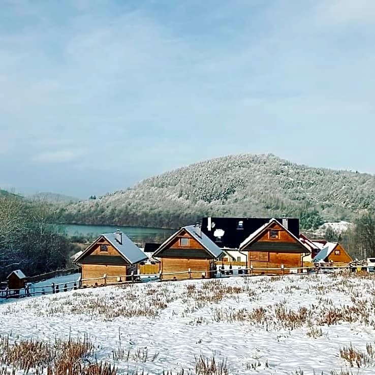 Chaty Trzy 731-950-635