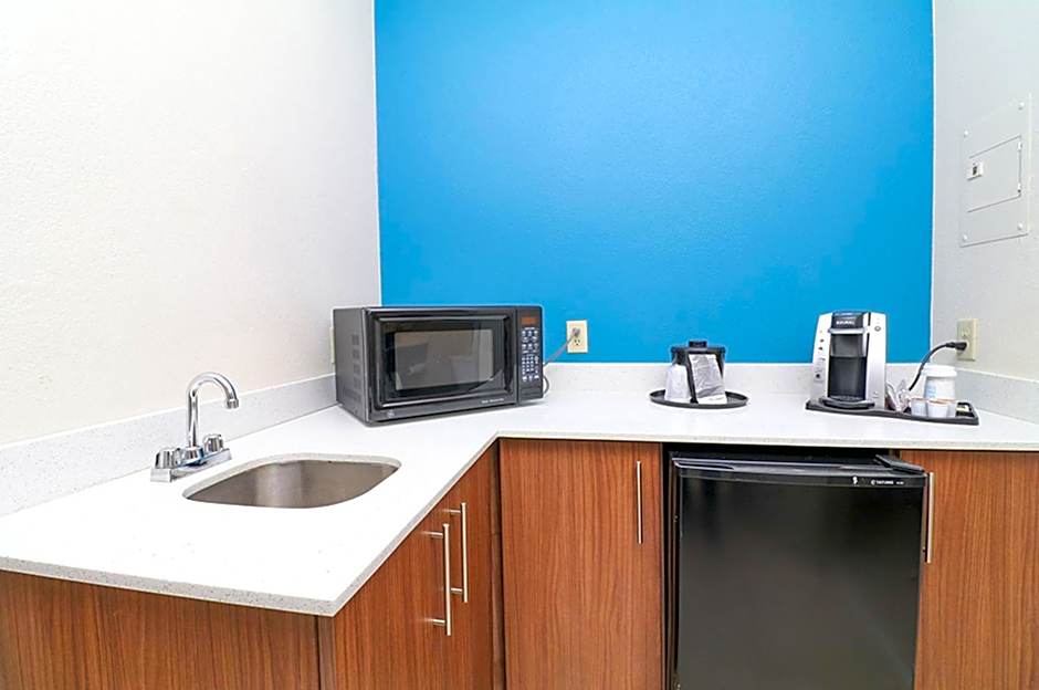 Holiday Inn Express Hotel & Suites Greenville By IHG