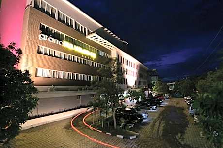 Grand Nanggroe Hotel