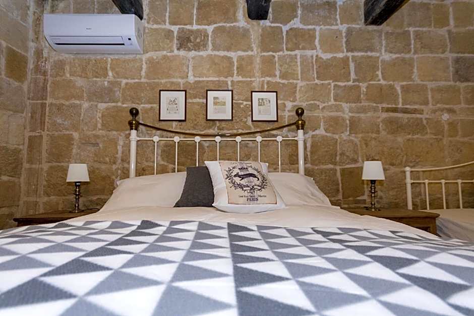 Photo 1 of 5 of 1 King Bed Suite