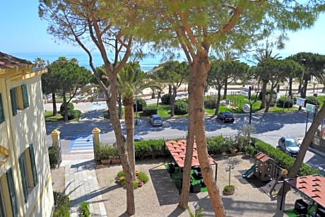 Hotel Quattro Palme