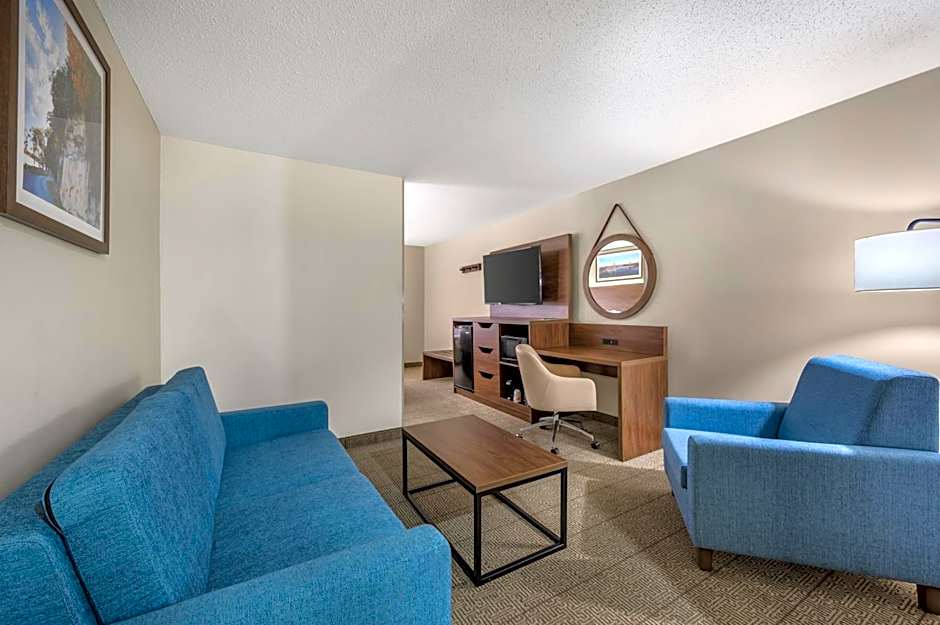 Quality Inn & Suites Rockport - Owensboro North