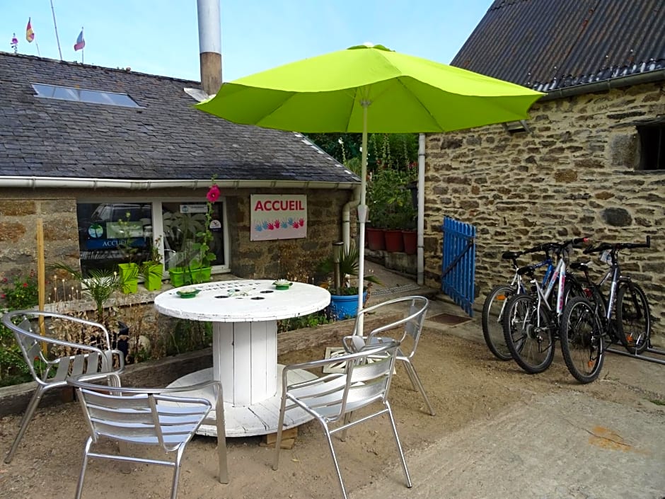 Studio "LA MEDINA", PISCINE jusqu'au 15 septembre, JARDIN BOTANIQUE, COMMERCES &MER