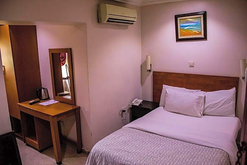 Island Heights Hotel