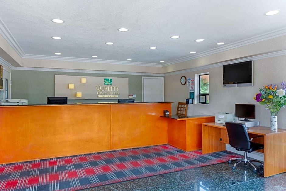 Quality Inn & Suites Oceanside