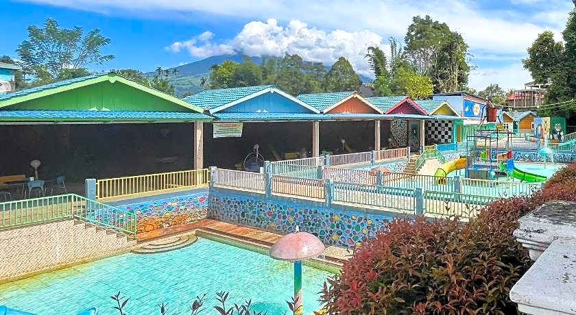 RedDoorz @ Villa Waterfun Favour Pagar Alam