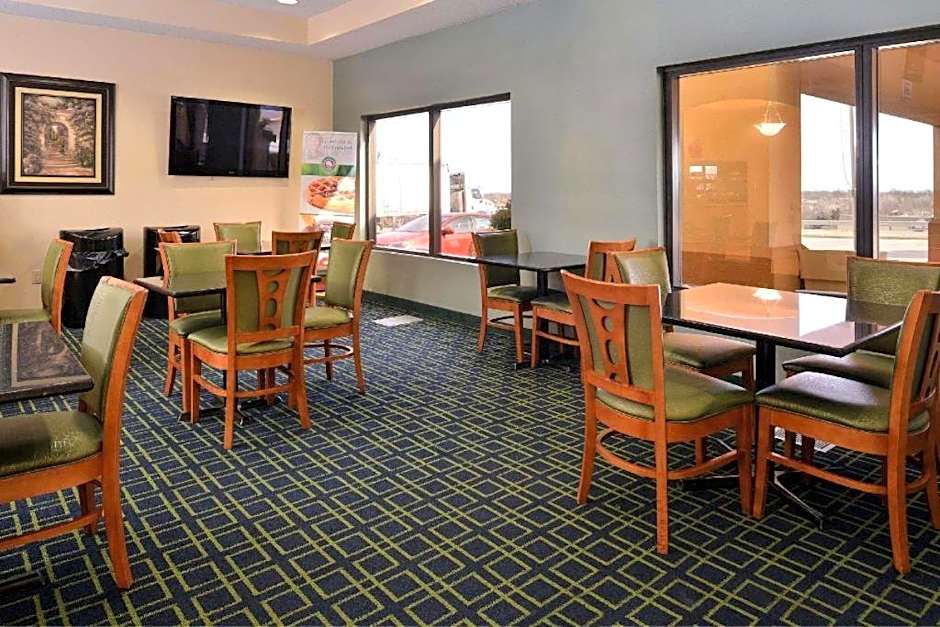 Quality Inn & Suites Jefferson City